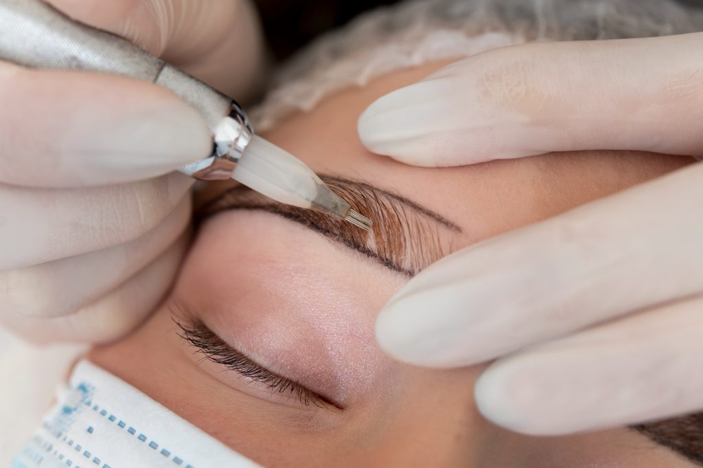 Beylikdüzü microblading uygulaması ile doğal görünüm